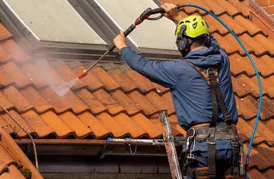 Démoussage et hydrofuge de toiture à Omey